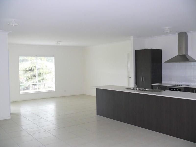 1 Hackney Street UPPER COOMERA 4209, Upper Coomera QLD 4209