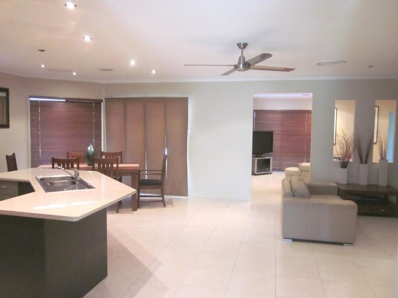 20  Dayflower Street UPPER COOMERA 4209, Upper Coomera QLD 4209