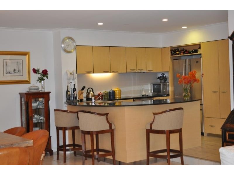8886 Magnolia Drive East HOPE ISLAND 4212, Hope Island QLD 4212