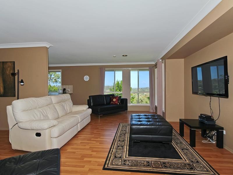 8 Greenridge Street OXENFORD 4210, Oxenford QLD 4210