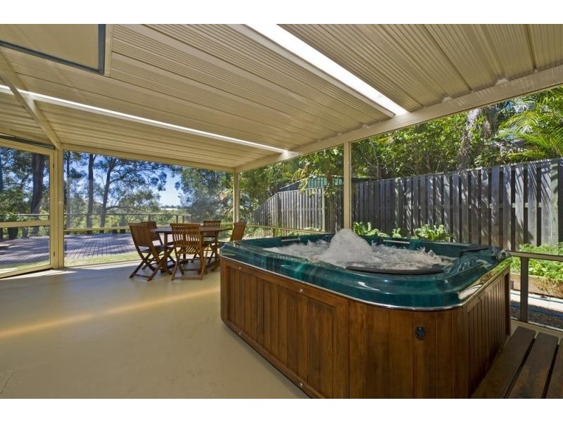 42 River Meadows Drive UPPER COOMERA 4209, Upper Coomera QLD 4209
