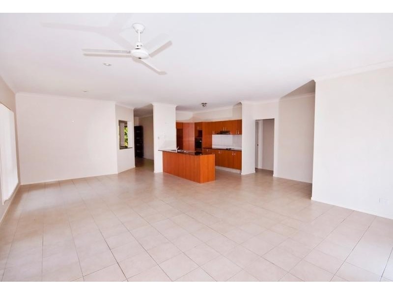 17 Lambert Drive MAUDSLAND 4210, Maudsland QLD 4210