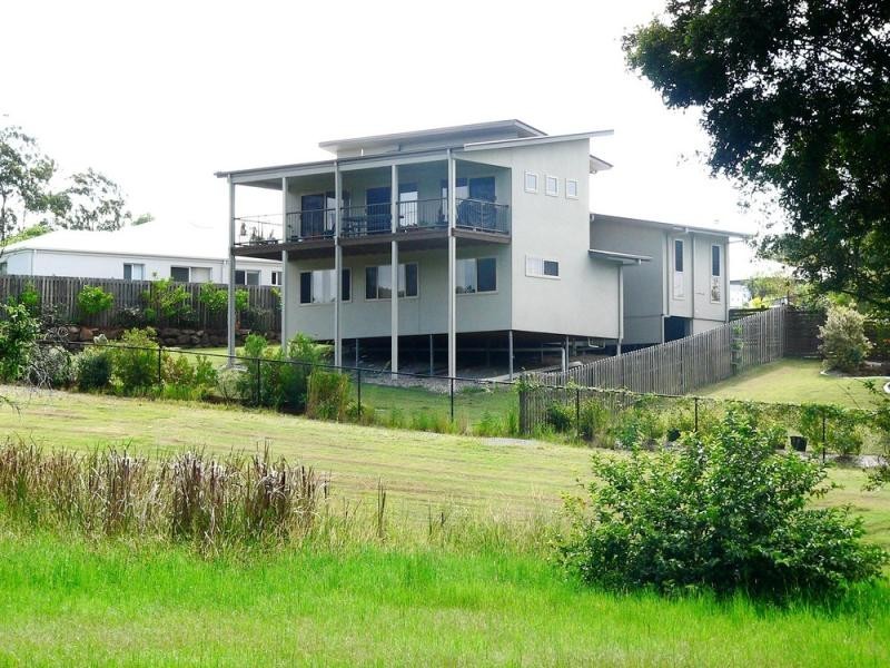 14 Silver Dawn Crescent OXENFORD 4210, Oxenford QLD 4210