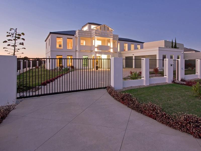 21 Princeton Street OXENFORD 4210, Oxenford QLD 4210