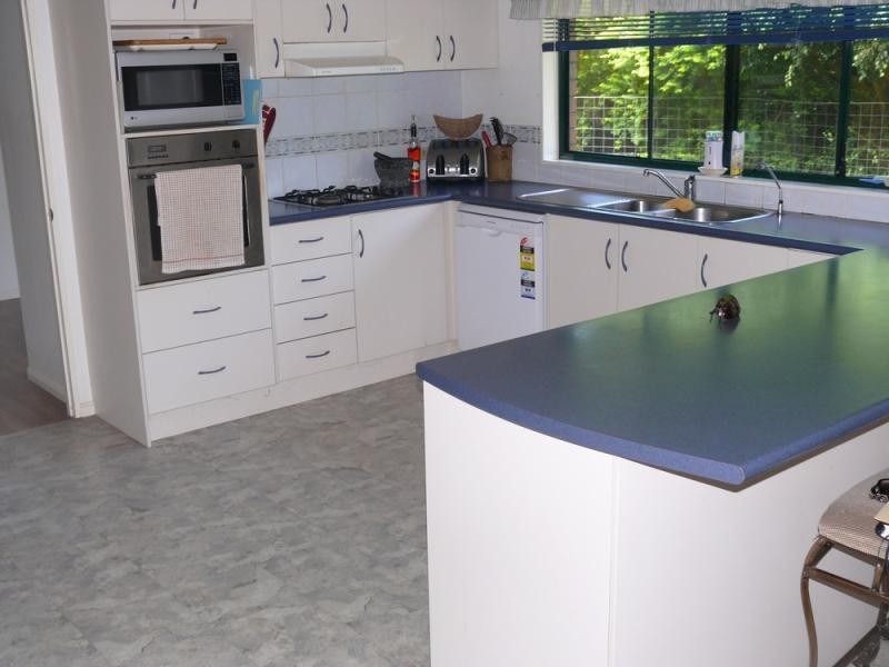 4 Carl Street OXENFORD 4210, Oxenford QLD 4210