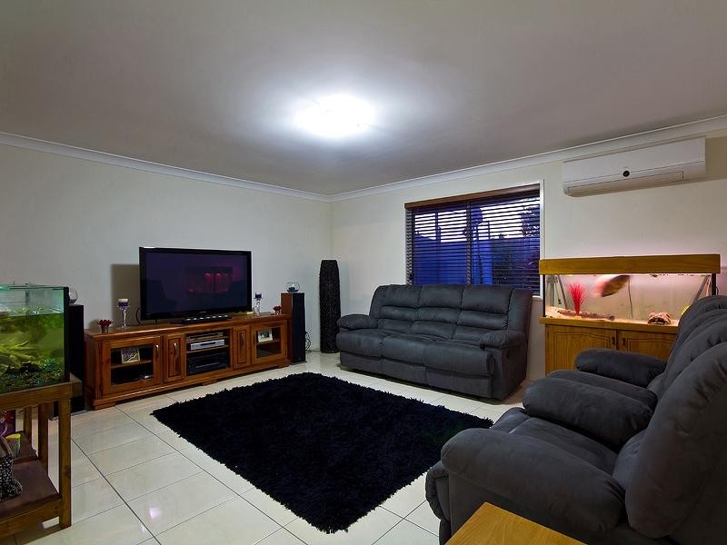 8 Marlow Street OXENFORD 4210, Oxenford QLD 4210