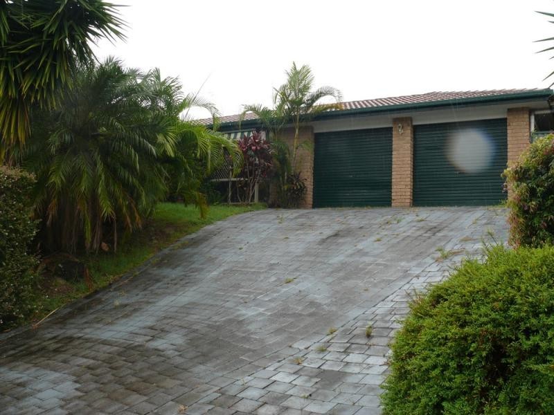 3 Adaminaby Drive HELENSVALE 4212, Helensvale QLD 4212