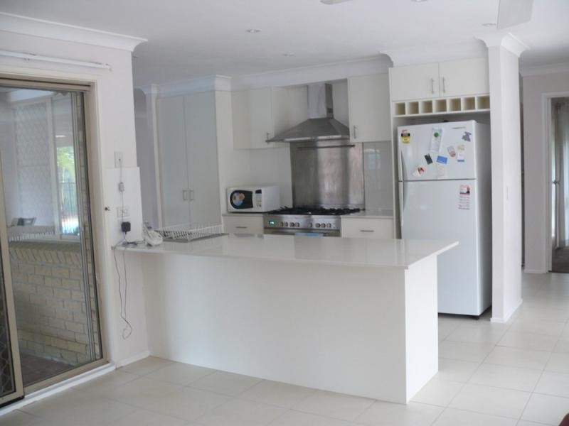 3 Adaminaby Drive HELENSVALE 4212, Helensvale QLD 4212