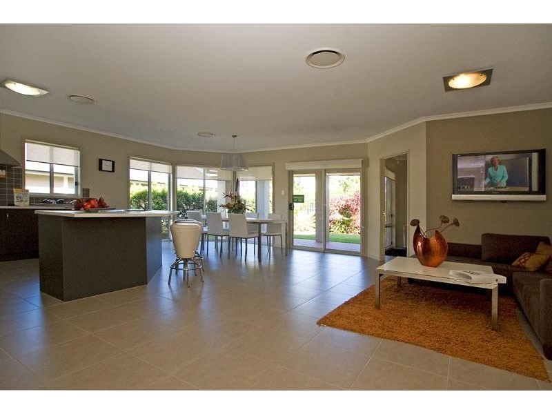 7 Flamevine Street UPPER COOMERA 4209, Upper Coomera QLD 4209