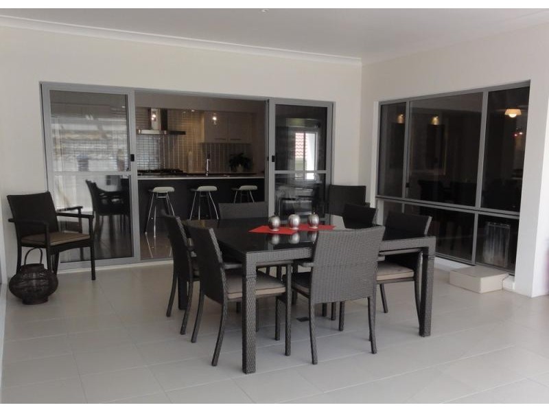 32 Waterclover Drive UPPER COOMERA 4209, Upper Coomera QLD 4209