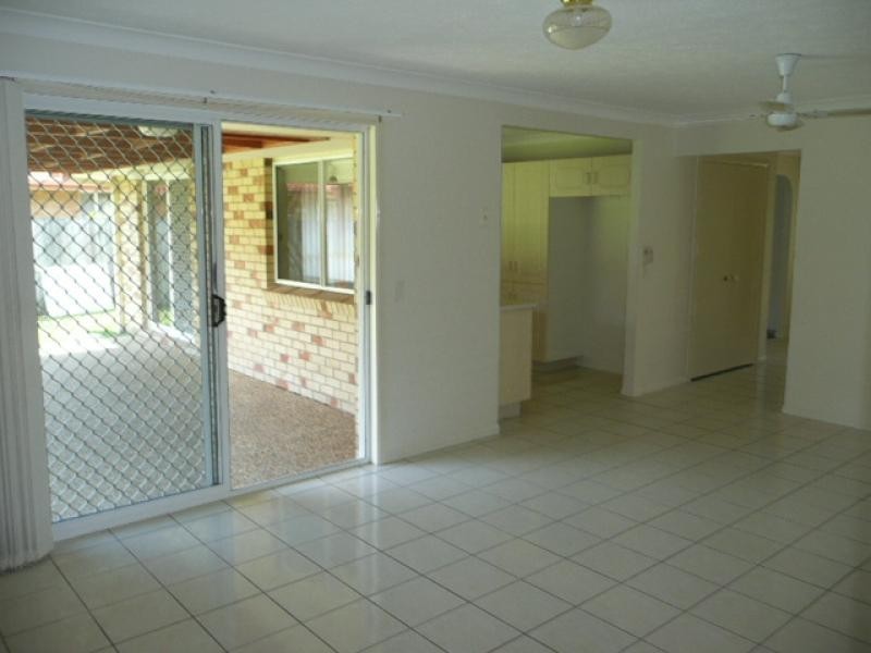 4 Cootharaba Drive HELENSVALE 4212, Helensvale QLD 4212