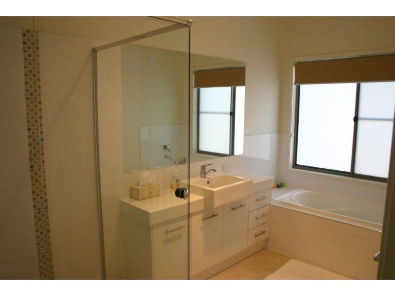 16 Orlando Drive COOMERA 4209, Coomera QLD 4209