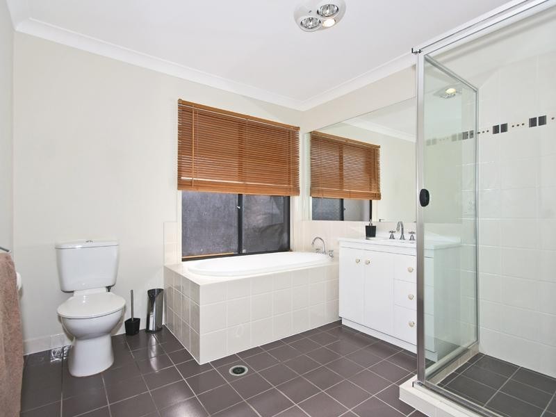 13 Ontario Court OXENFORD 4210, Oxenford QLD 4210