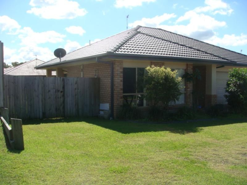 9 Rosefinch  Street UPPER COOMERA 4209, Upper Coomera QLD 4209