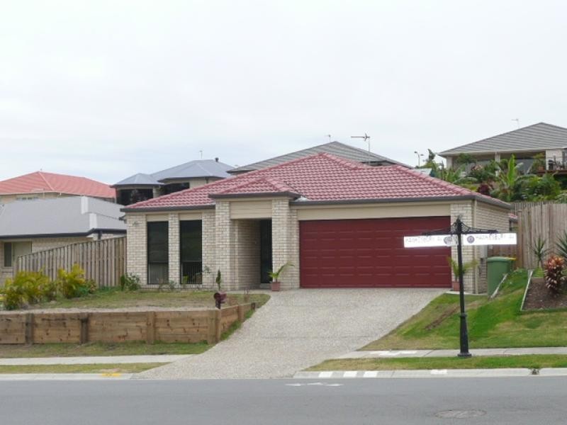 24 Hawkesburry Avenue PACIFIC PINES 4211, Pacific Pines QLD 4211