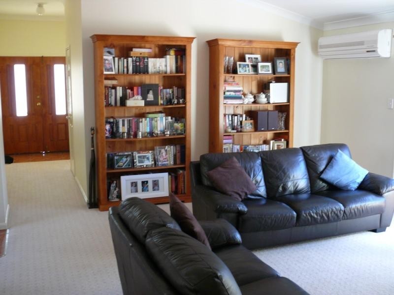 54 Serafina Drive HELENSVALE 4212, Helensvale QLD 4212