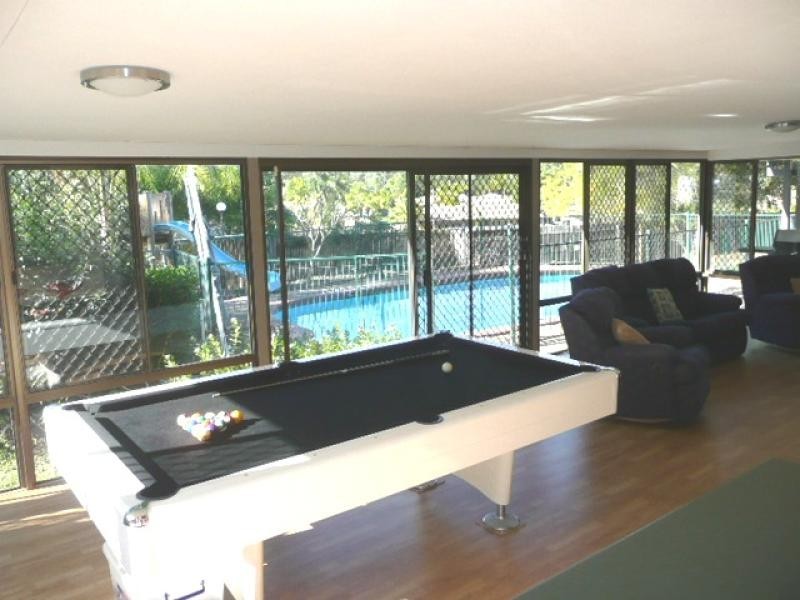 6 Tenterfield Court HELENSVALE 4212, Helensvale QLD 4212