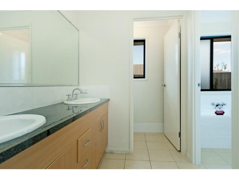 7 Kona Way PIMPAMA 4209, Pimpama QLD 4209