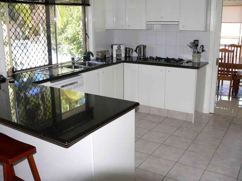 16 Gippsland Drive HELENSVALE 4212, Helensvale QLD 4212