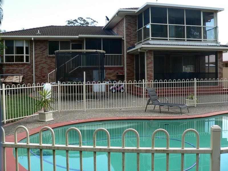 16 Gippsland Drive HELENSVALE 4212, Helensvale QLD 4212