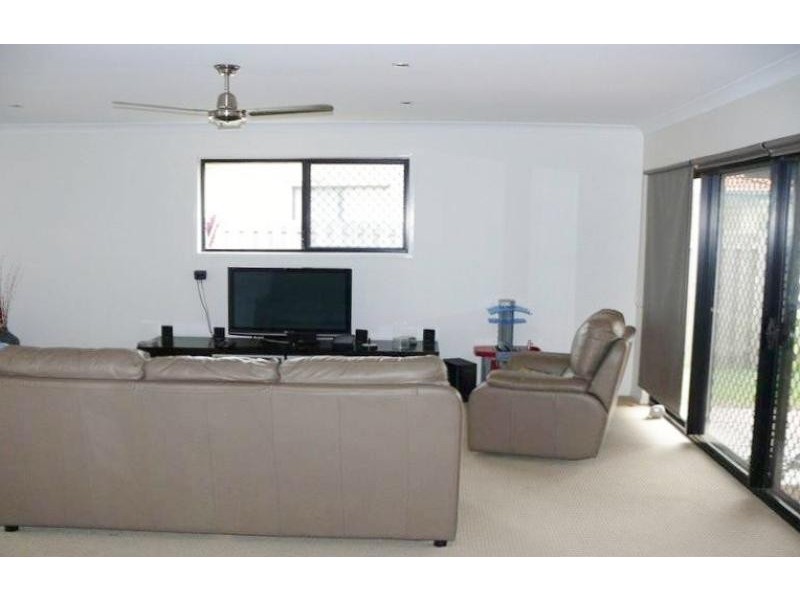 82 Fawn Street UPPER COOMERA 4209, Upper Coomera QLD 4209