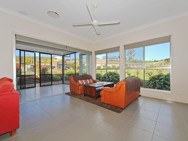 6 Creek Flat Road MOUNT NATHAN 4211, Mount Nathan QLD 4211