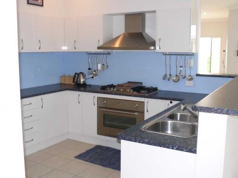 4 Ainslie Street PACIFIC PINES 4211, Pacific Pines QLD 4211