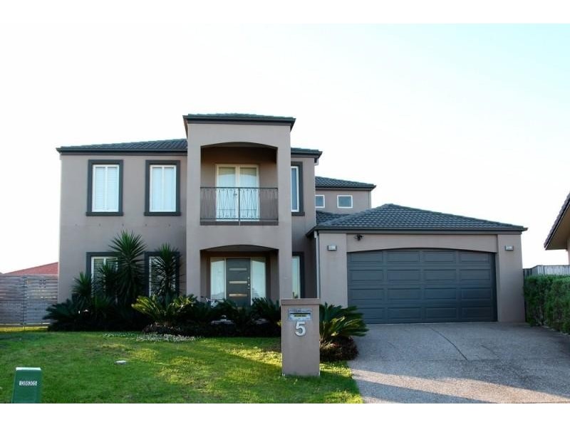 5 Xavier Place OXENFORD 4210, Oxenford QLD 4210