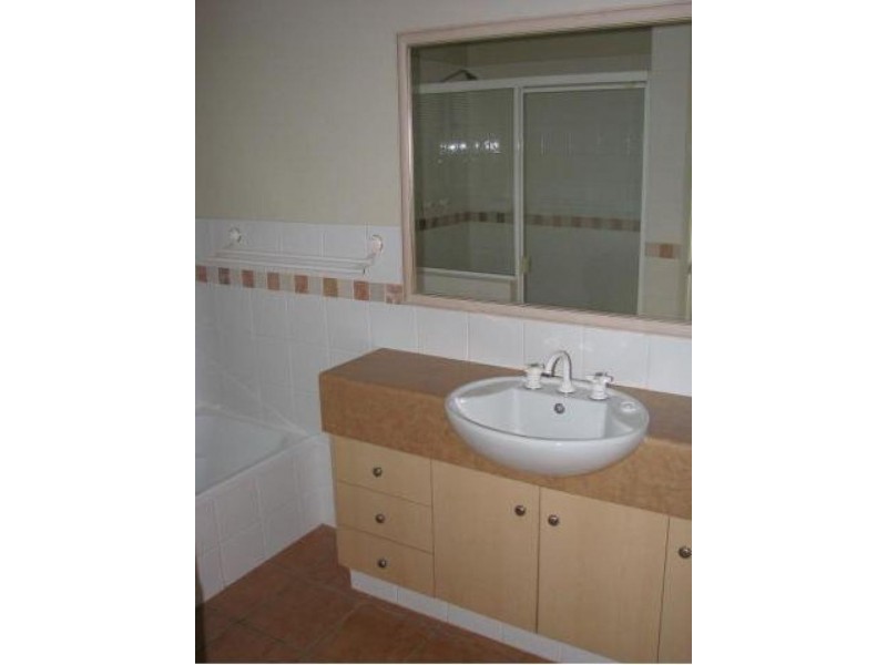 20 River Heights Road UPPER COOMERA 4209, Upper Coomera QLD 4209