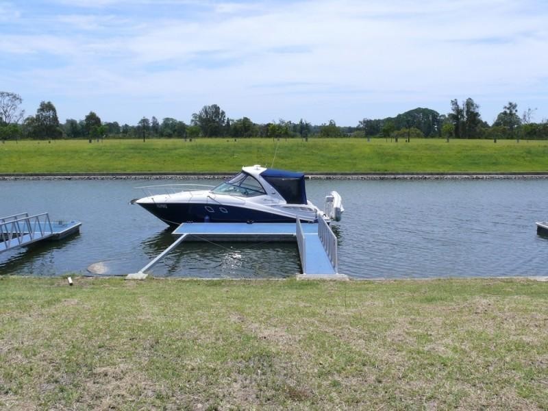 28 Harbourvue Court HELENSVALE 4212, Helensvale QLD 4212