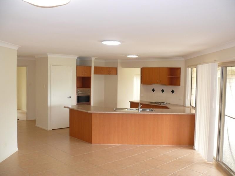 37 Sundew Crescent UPPER COOMERA 4209, Upper Coomera QLD 4209