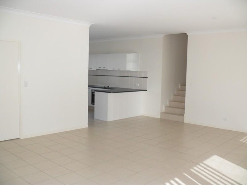 4 Waterclover Drive UPPER COOMERA 4209, Upper Coomera QLD 4209
