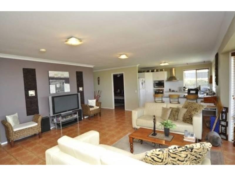 23 Crestridge Crescent OXENFORD 4210, Oxenford QLD 4210