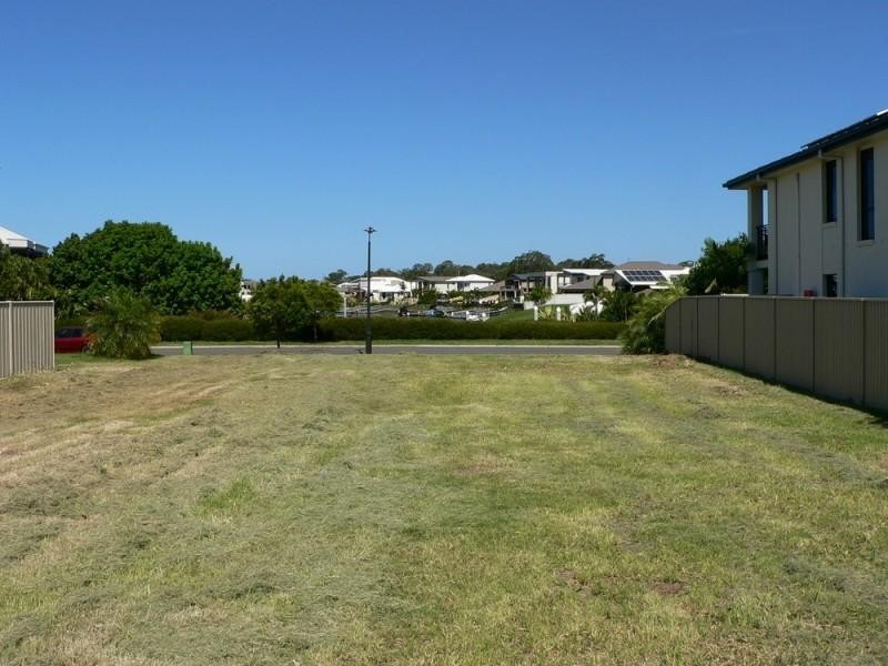 66 Southaven Drive HELENSVALE 4212, Helensvale QLD 4212