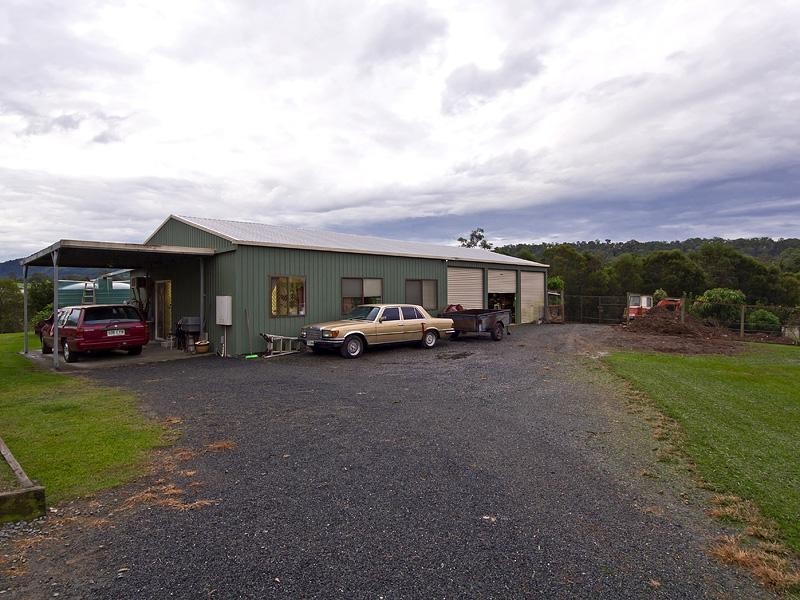 64 Gladrose Crescent WONGAWALLAN 4210, Wongawallan QLD 4210