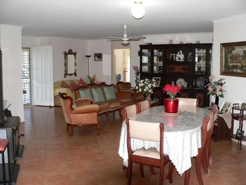 7 Avon Court PACIFIC PINES 4211, Pacific Pines QLD 4211