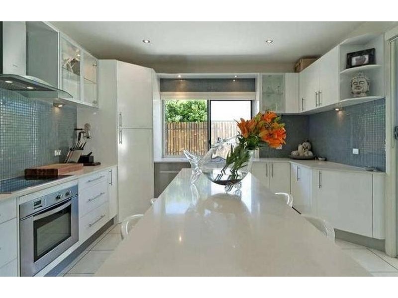 27 The  Close HELENSVALE 4212, Helensvale QLD 4212