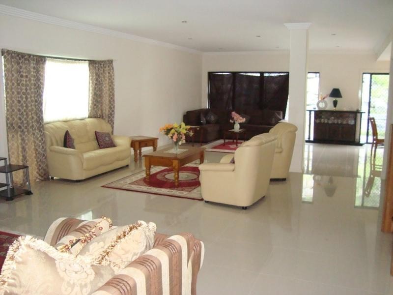 15 Sangster Crescent PACIFIC PINES 4211, Pacific Pines QLD 4211