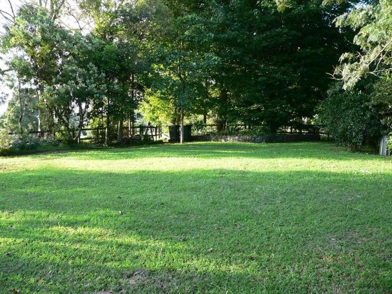 2 Maple Court BEECHMONT 4211, Beechmont QLD 4211