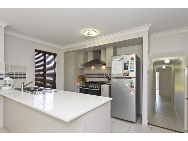 56 Macleay Circuit UPPER COOMERA 4209, Upper Coomera QLD 4209