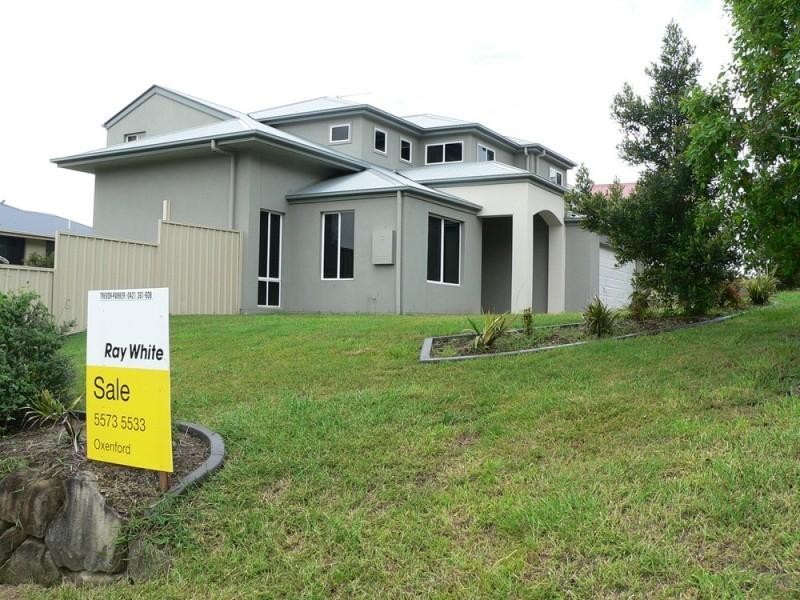 6 Caragh Crescent OXENFORD 4210, Oxenford QLD 4210