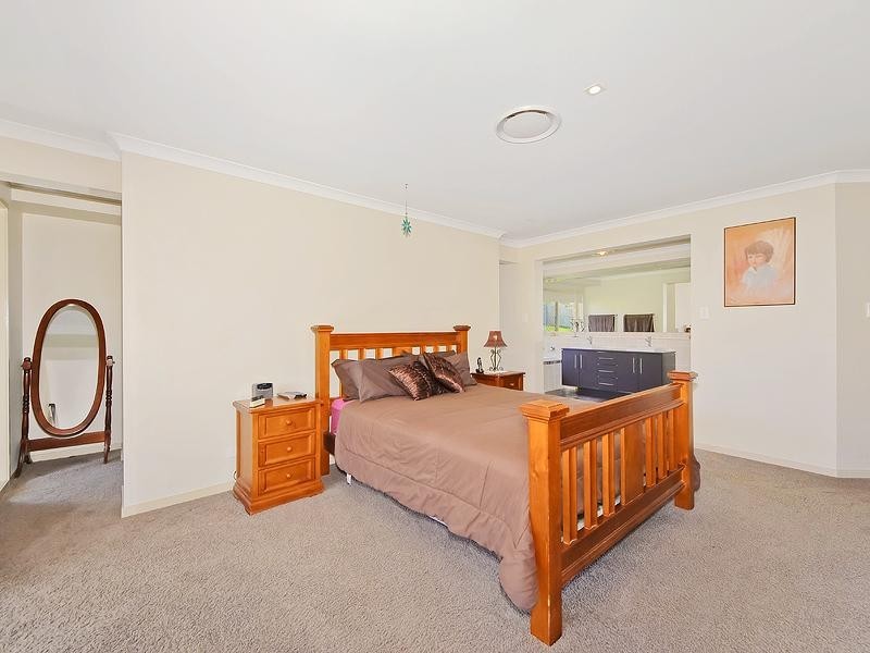 10 Creek Flat Road MOUNT NATHAN 4211, Mount Nathan QLD 4211