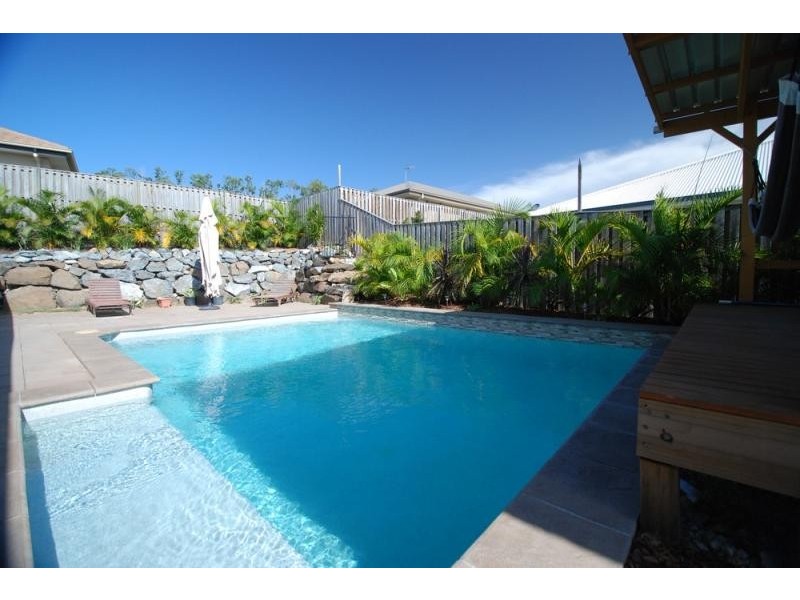 33 Gerard Street PACIFIC PINES 4211, Pacific Pines QLD 4211