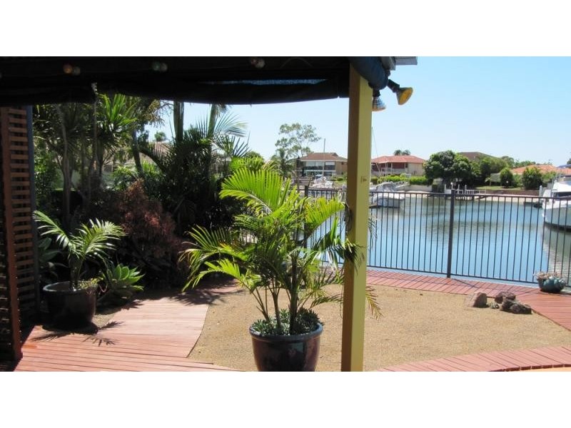 5 Namatjira Street PARADISE POINT 4216, Paradise Point QLD 4216