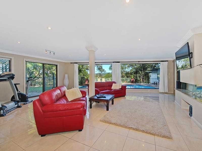 30 Highridge Road GAVEN 4211, Gaven QLD 4211