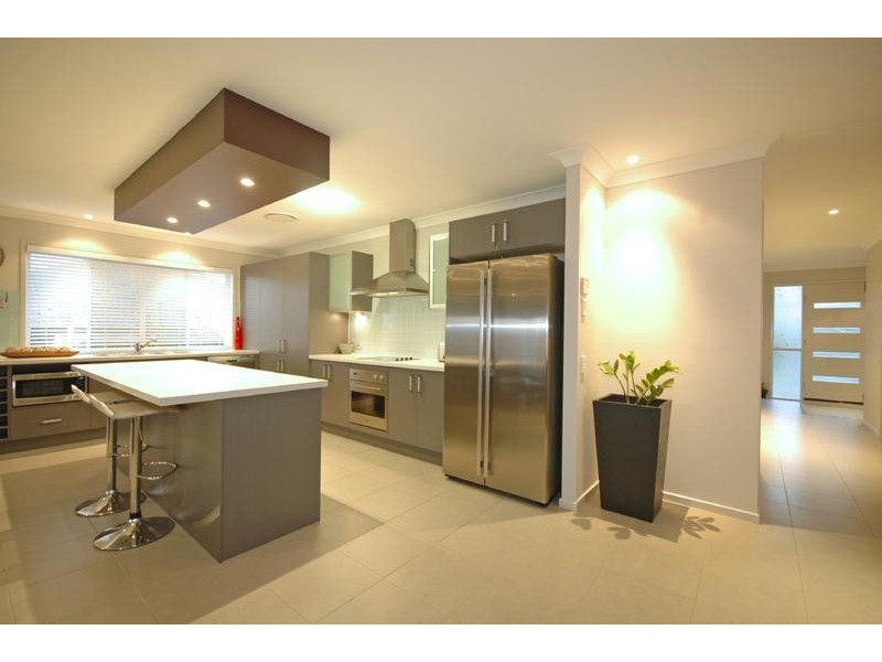 39 Sundew Crescent UPPER COOMERA 4209, Upper Coomera QLD 4209