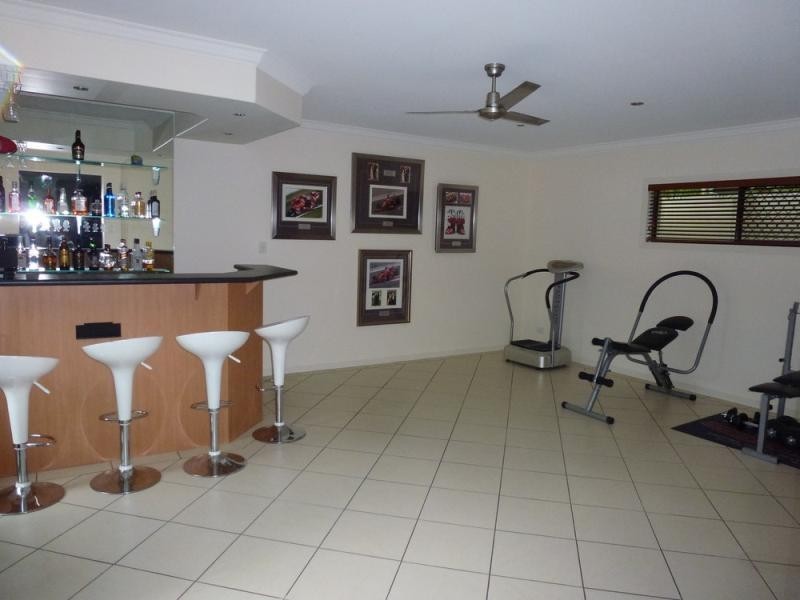 8 Blackfen Court ARUNDEL 4214, Arundel QLD 4214