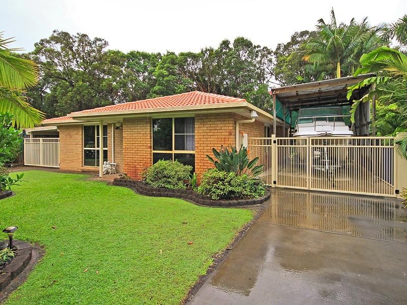 11 Banka Avenue JACOBS WELL 4208, Jacobs Well QLD 4208