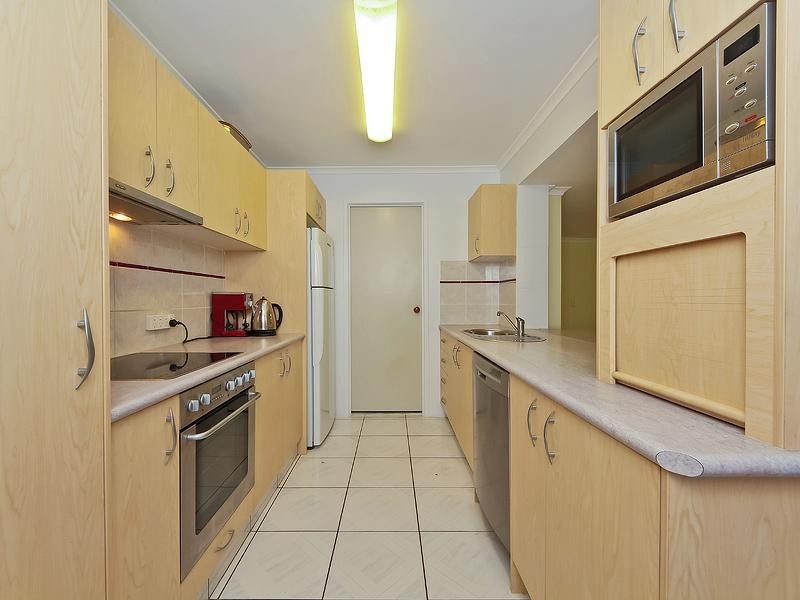 11 Banka Avenue JACOBS WELL 4208, Jacobs Well QLD 4208