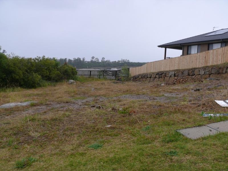 4 Barrington Street PACIFIC PINES 4211, Pacific Pines QLD 4211